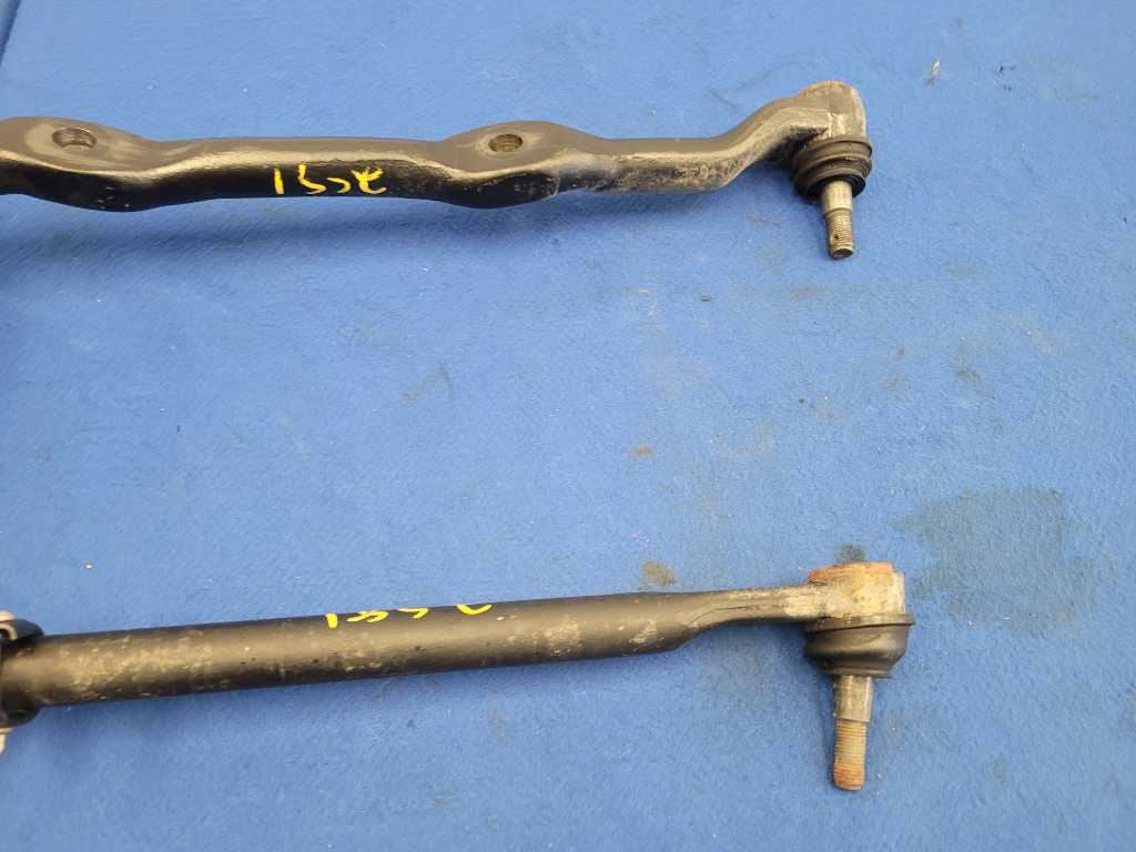2023 Ford F250 F-250 Super Duty Truck 4wd 4x4 Steering Arm Idler Link 2558 - The Parts Farm