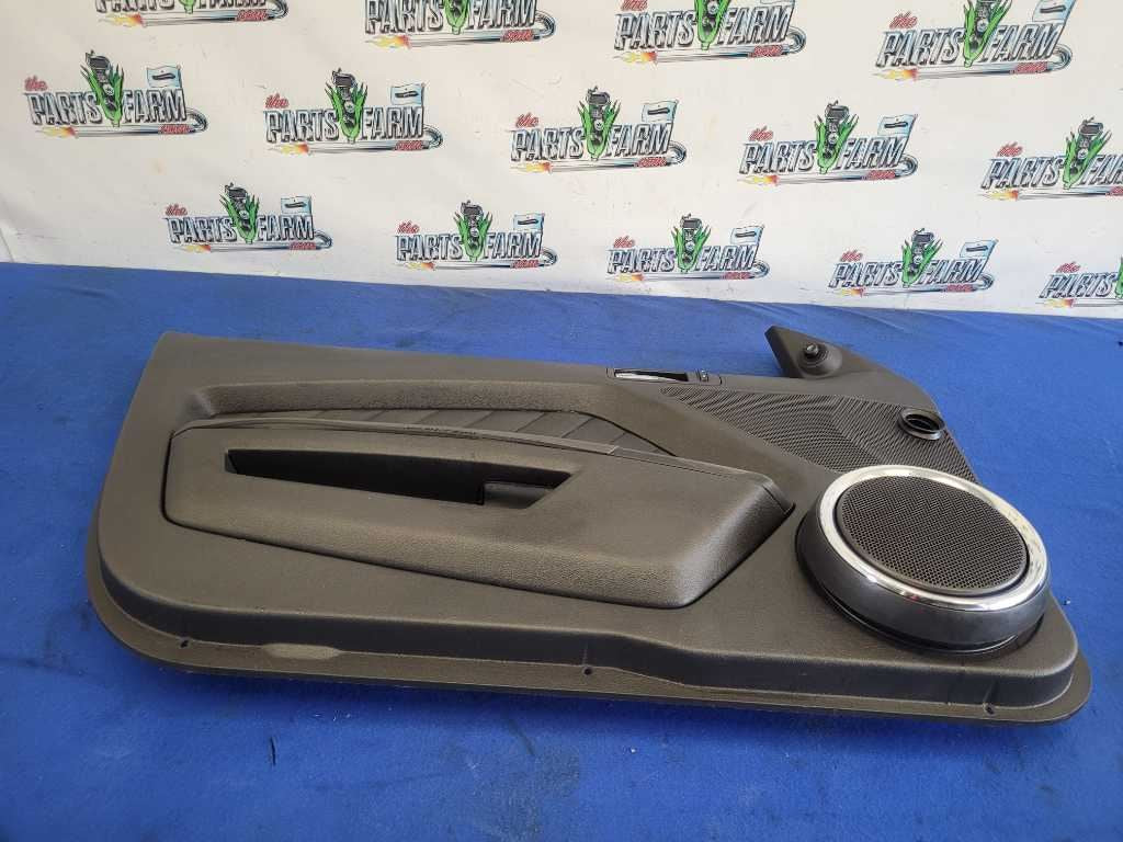 2010-2014 Ford Mustang GT Pair Coupe Door Panels Shaker Card Peeling 2653 - The Parts Farm