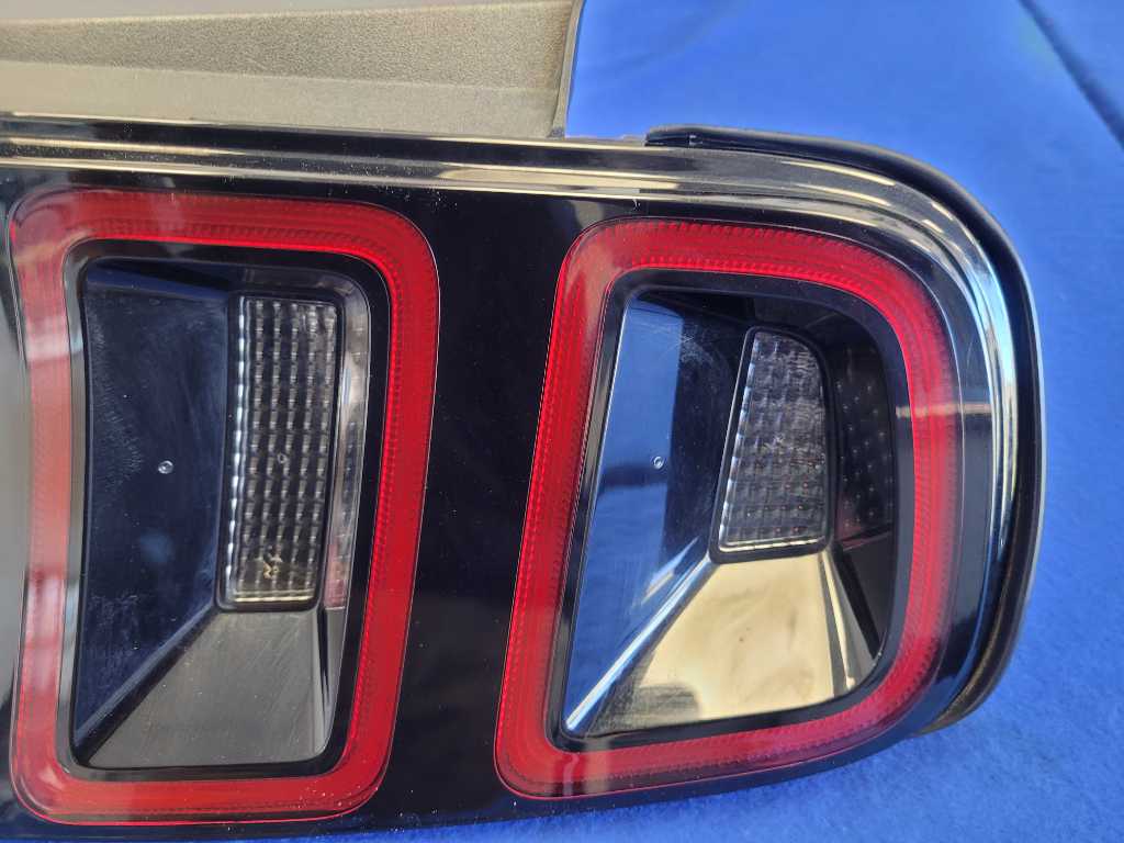 2013-2014 Ford Mustang Passenger RH Taillight Lamp Brake Lens Light 2633 - The Parts Farm
