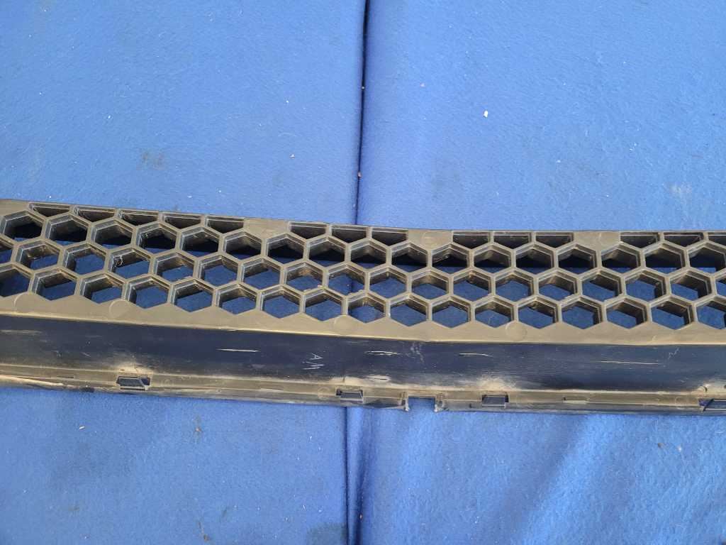 2015-2017 Ford Mustang GT S550 Front Lower Grill Grille Bumper *Read* 2638 - The Parts Farm