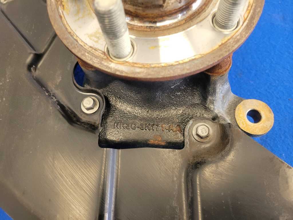 2018-2023 Ford Mustang GT S550 Driver Left Front Spindle Knuckle Hub 2644 - The Parts Farm