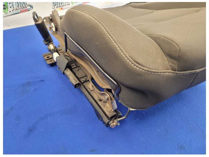 2019 Chevrolet Camaro SS Coupe Passenger Front Seat Track Lower Cushion 2492 - The Parts Farm