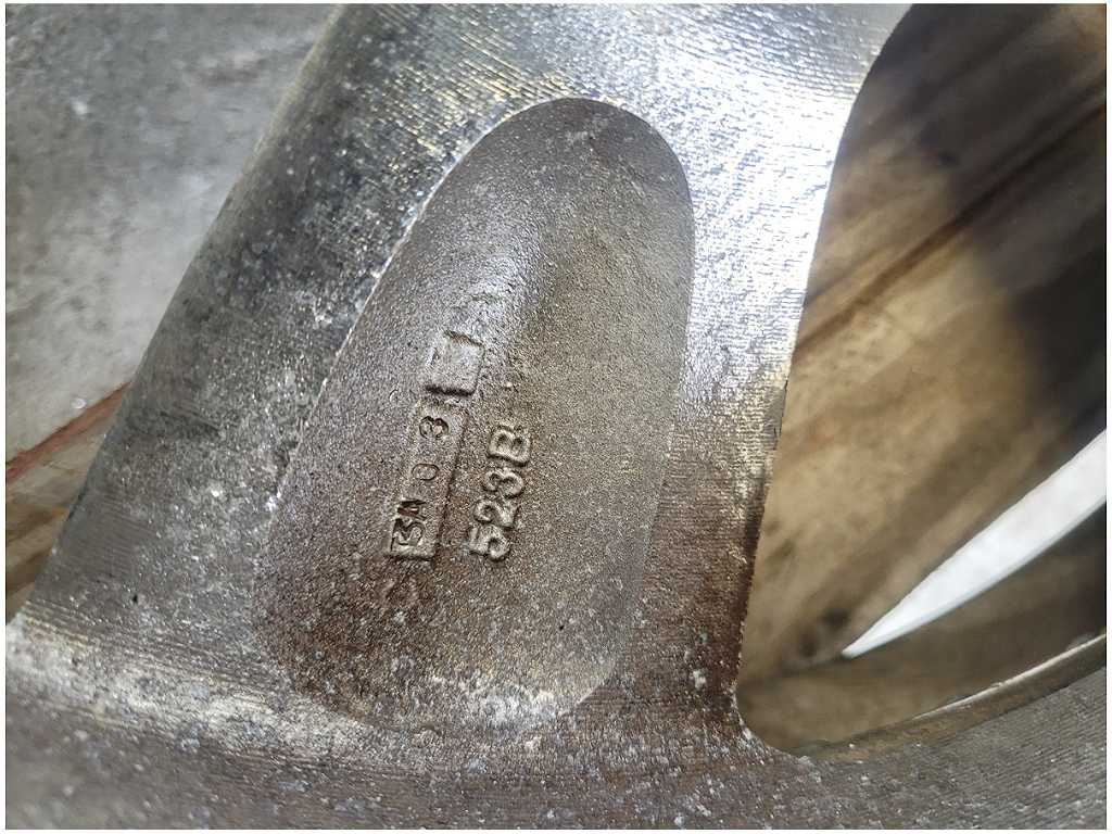47176072