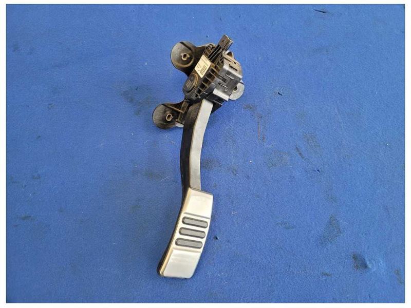 2011-2014 Ford Mustang GT S197 Gas Pedal Accelerator Drive By Wire 2613 - The Parts Farm