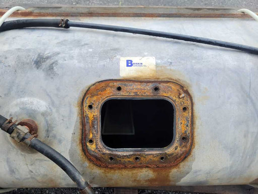 1996 Chevrolet Corvette Coupe V8 Rear Fuel Tack Gas 2550