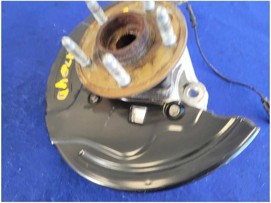 2010-2015 Chevrolet Camaro SS Driver Left Front Spindle Hub Knuckle Dust 2784