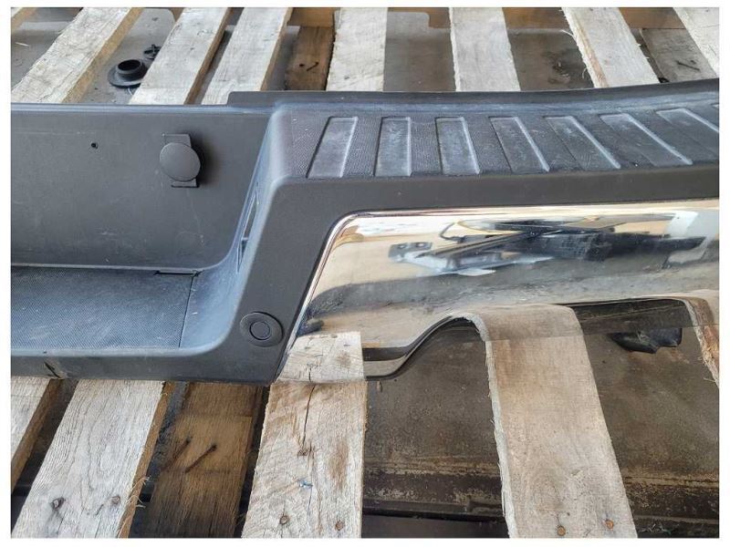2022 Ford F250 Super Duty Pickup Truck Rear Bumper Park Assist *Crease* 2557 - The Parts Farm