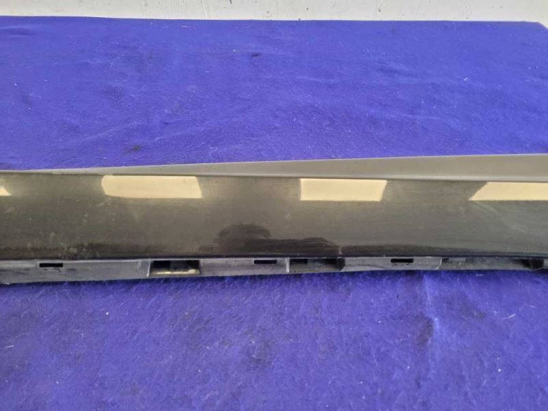 2014-2017 Chevrolet SS 6.2L Sedan Passenger Right Rocker Panel Molding Black - The Parts Farm