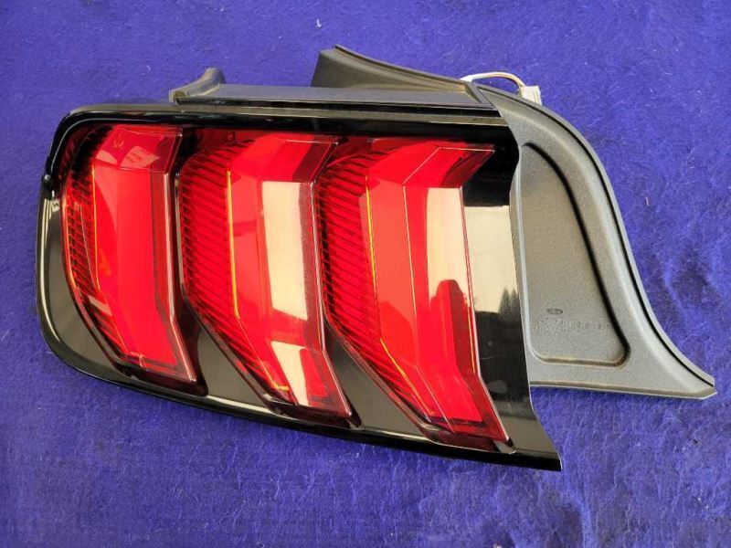 2018-2023 Ford Mustang GT S550 Driver Left LH Tail Light Lamp Brake Lens OEM - The Parts Farm