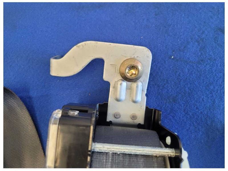 1999-2004 Ford Mustang GT Cobra Coupe Driver Left Rear Seat Belt Retractor 2573 - The Parts Farm