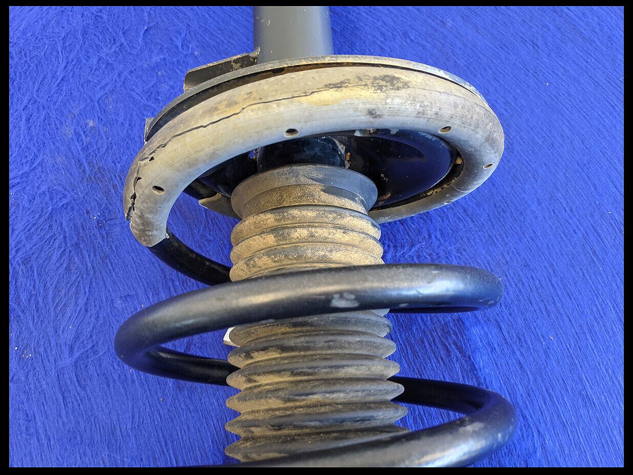 2011-2014 Ford Mustang GT 5.0 Passenger RH Right Front Strut Shock Absorber OEM - The Parts Farm