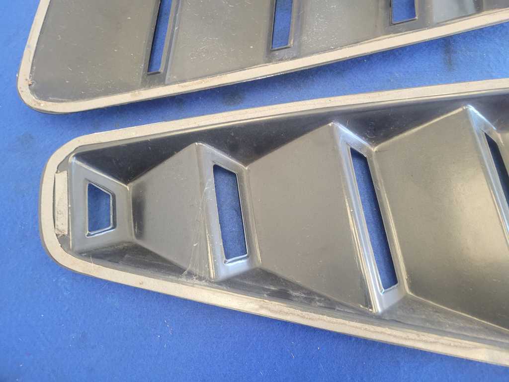 43702380