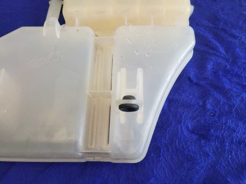 2016-2018 Chevrolet Camaro SS 6.2L Coolant Fluid Reservoir Cooling 2344 - The Parts Farm