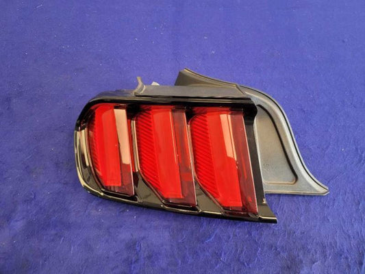 2015-2017 Ford Mustang GT S550 Driver Left LH Tail Light Lamp Brake Lens 2407 - The Parts Farm
