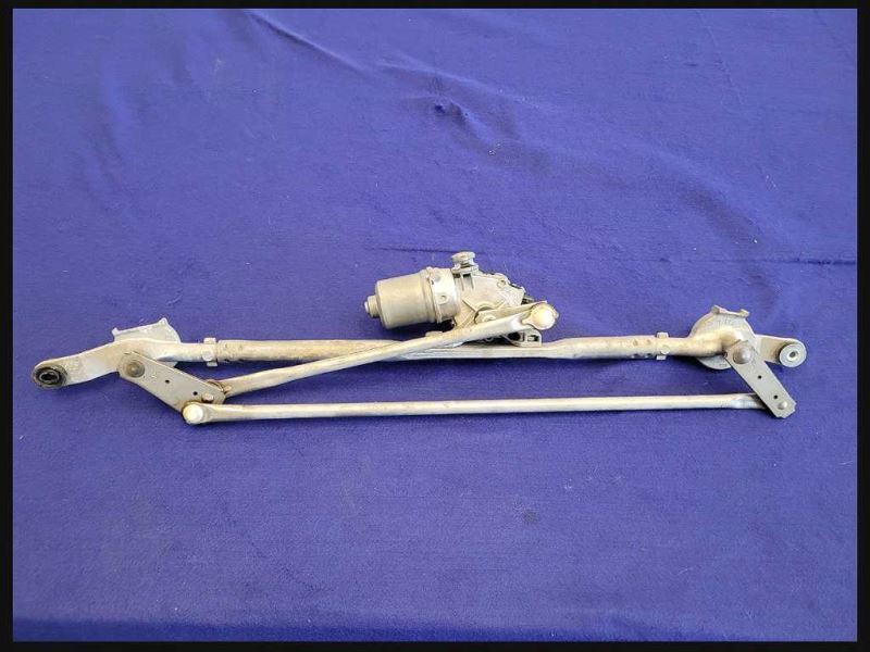 2016-2020 Chevrolet Camaro SS 6.2L Windshield Wiper Linkage Motor - The Parts Farm