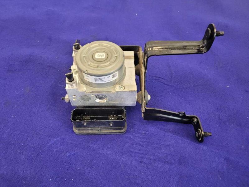 2015-2020 Ford Mustang GT350 Shelby Anti-Lock Brake Module Control Pump - The Parts Farm
