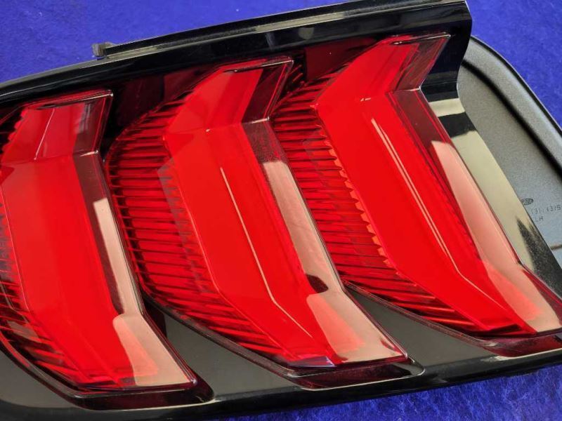 2018-2023 Ford Mustang GT S550 Driver Left LH Tail Light Lamp Brake Lens OEM - The Parts Farm