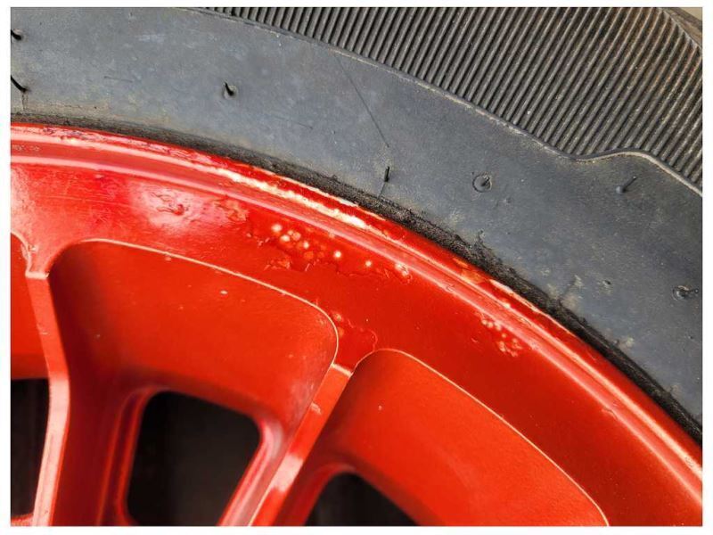 1987-1993 Ford Mustang GT 5.0L Wheel 15x7 Scuffs Tire Paint Red 2299 - The Parts Farm