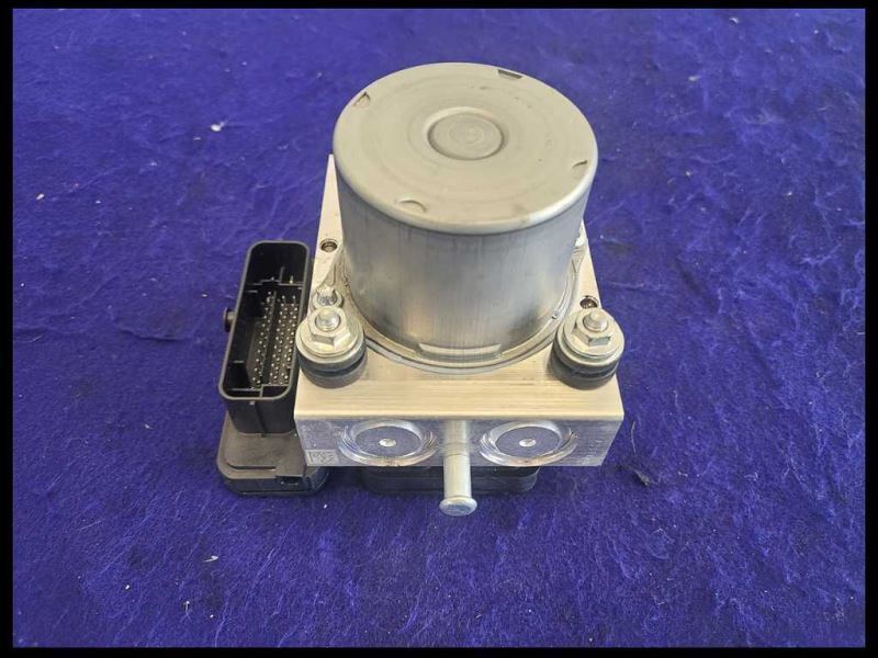 2017-2021 Tesla Model 3 Standard Plus ABS Anti-Lock Brake Module Pump - The Parts Farm