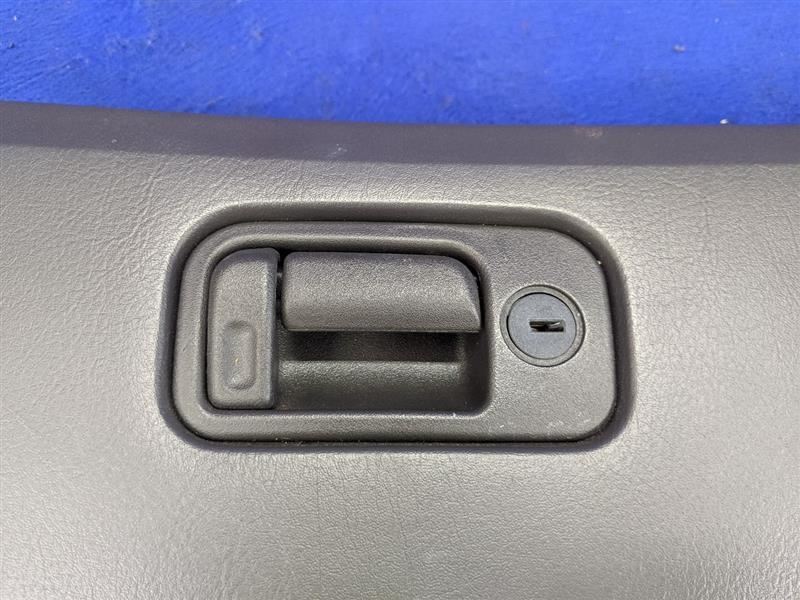 2002-2005 Ford Thunderbird 3.9L V8 Glove Box Storage Latch Lock Lid Panel - The Parts Farm