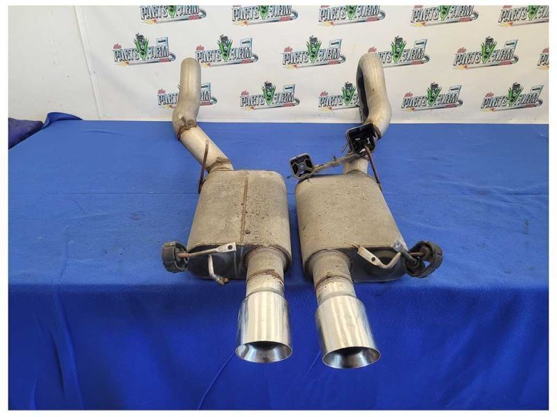 2011-2014 Ford Mustang GT Magnaflow Mufflers Pair Exhaust Tip Dual 2468 - The Parts Farm