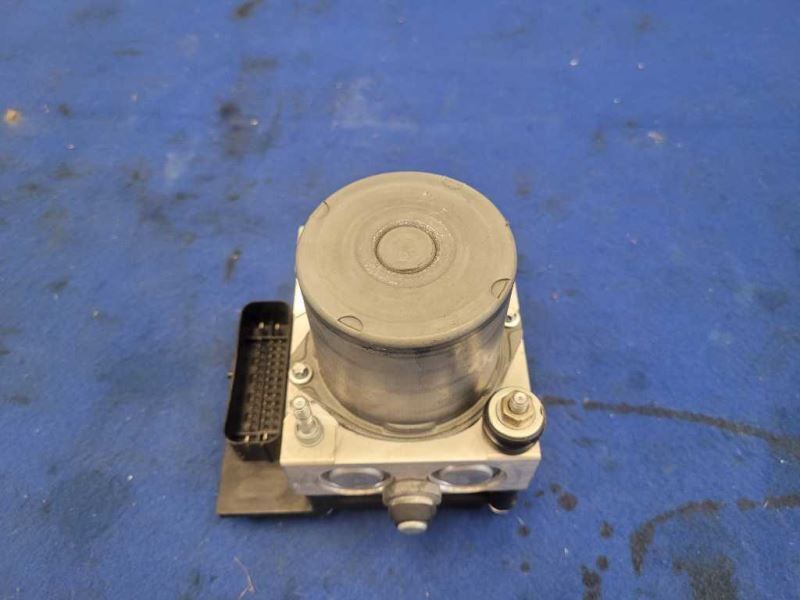 2012-2015 Chevrolet Camaro SS ABS Anti-Lock Brake Module Pump Front Switch 2459 - The Parts Farm