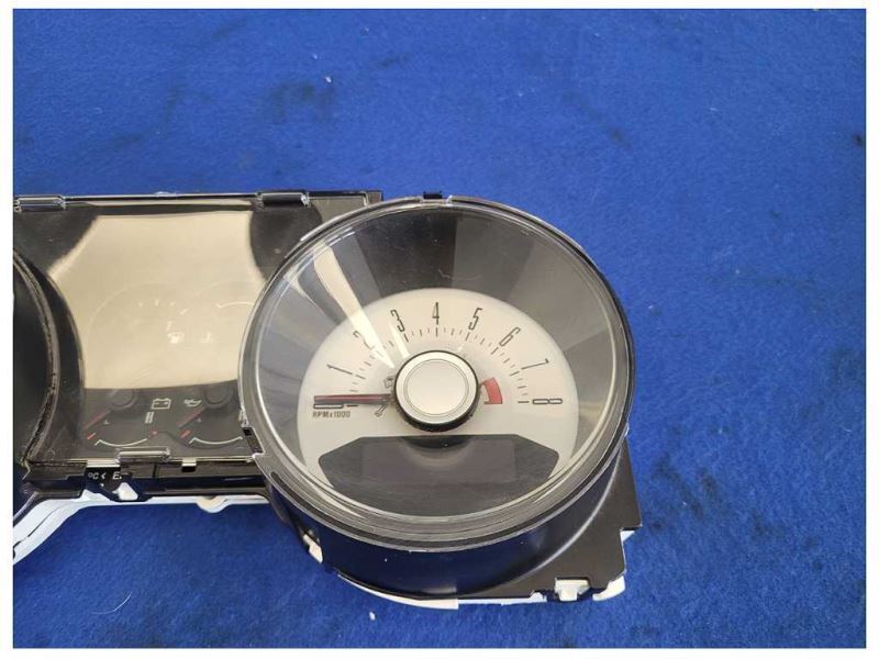 2011 Ford Mustang GT S197 5.0L 6 Gauge Cluster Speedometer Driver Dash 2591 - The Parts Farm