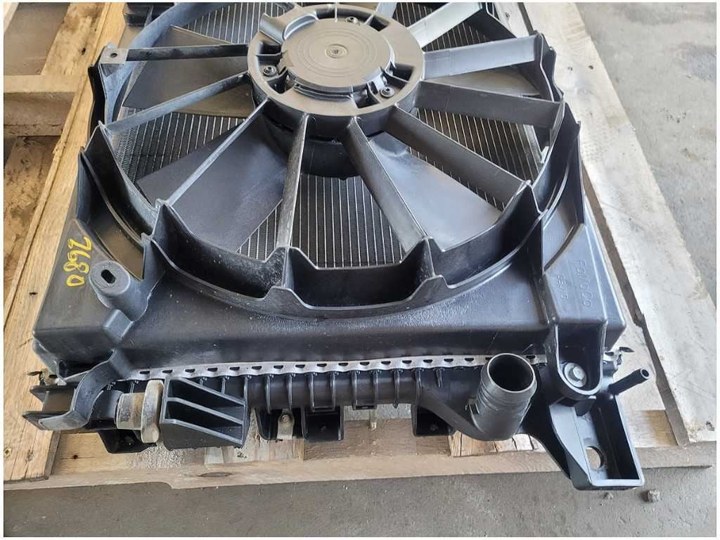 47645253