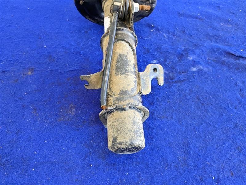 2010-2011 Chevrolet Camaro SS Passenger Right Strut Front Spring Suspension - The Parts Farm