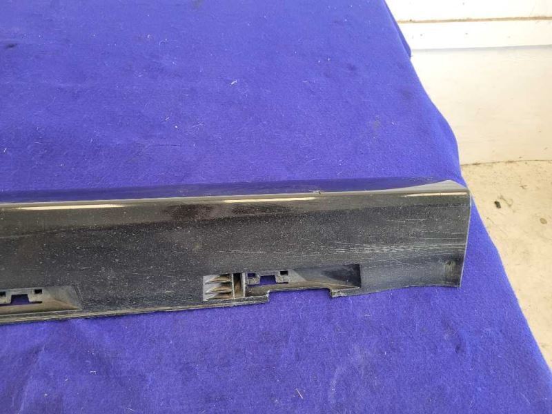 2014-2017 Chevrolet SS 6.2L Sedan Passenger Right Rocker Panel Molding Black - The Parts Farm
