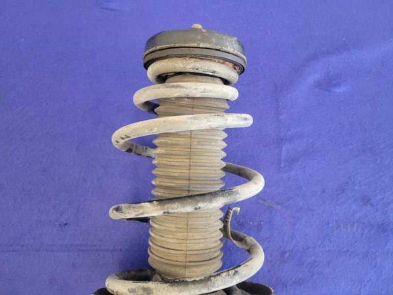 2010-2011 Chevrolet Camaro SS Driver Left Front Strut Spring Suspension 2355 - The Parts Farm