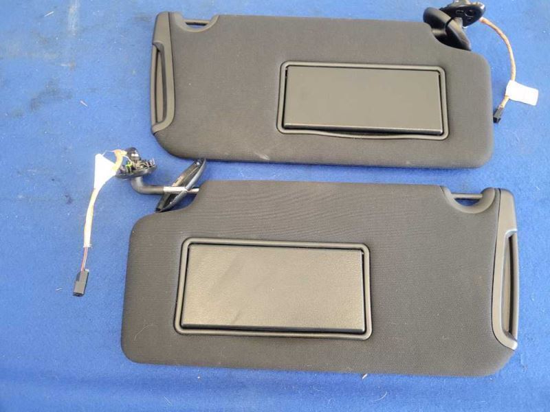 2017-2020 Dodge Charger 6.4L Scat Pack Pair Sun Visors Shade Light 2414 - The Parts Farm