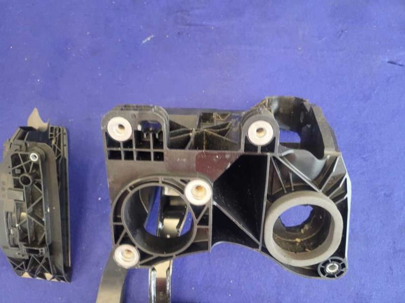 2017 Porsche 911 Turbo 991 Pedal Assembly Brake Dead Pedal No Clutch 2421 - The Parts Farm