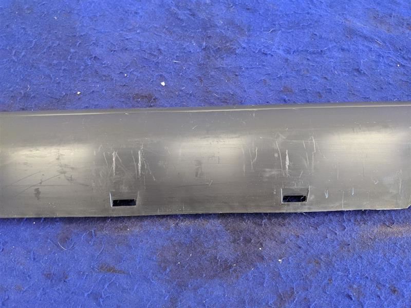 2005-2009 Ford Mustang GT Passenger Right RH Rocker Panel Moulding NEW TAKE OFF - The Parts Farm
