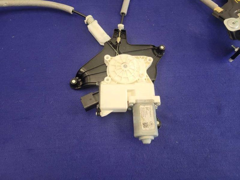 2015-2022 Ford Mustang Shelby GT500 Passenger Front Window Regulator Motor - The Parts Farm