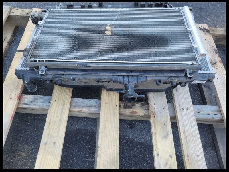2014-2017 Jeep Grand Cherokee Srt8 6.4L Radiator Fan Motor Cooling - The Parts Farm