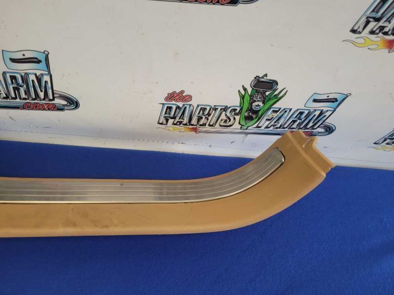 2004-2006 Porsche Cayenne Turbo 4.5L Passenger Inner Lower Door Trim 2137 - The Parts Farm