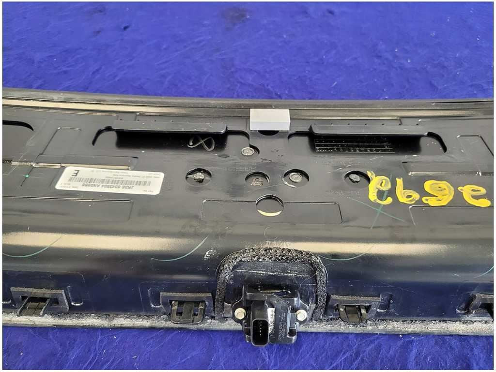47644648