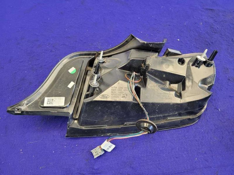 2015-2017 Ford Mustang GT S550 Driver Left LH Taillight Lamp Brake Lens OEM - The Parts Farm