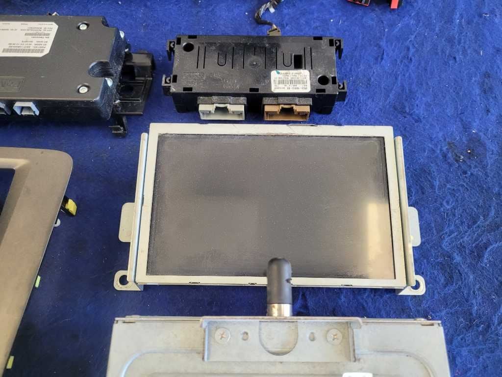 47647565