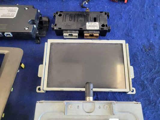 2011 Ford Mustang GT InfoGPSTV Screen Front Dash Navigation Shaker 2807