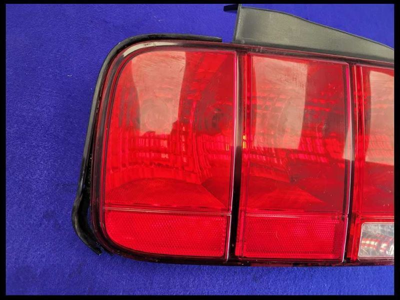 2005-2009 Ford Mustang GT GT500 Driver Left LH Tail Light Lamp Brake Lens - The Parts Farm