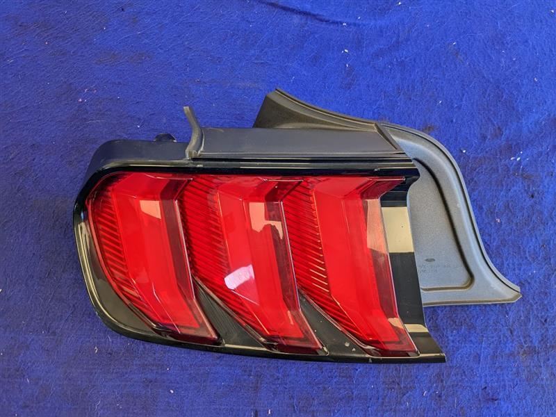 2018-2023 Ford Mustang GT S550 Driver Left LH Taillight Lamp Brake Lens Red - The Parts Farm
