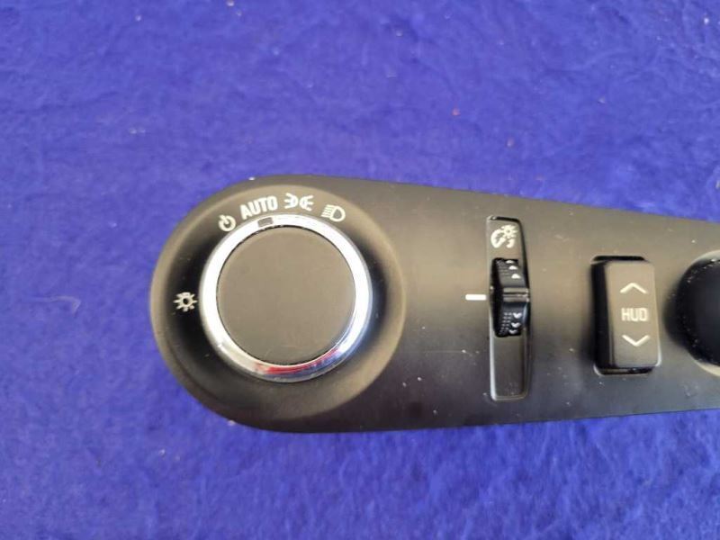 2014-2017 Chevrolet SS 6.2L Sedan Dash Light Switch Knob Driver Panel 2372 - The Parts Farm