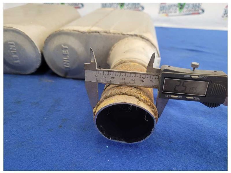 2010-2015 Chevrolet Camaro SS Aftermarket Muffler Exhaust Tip Pipe 2525 - The Parts Farm