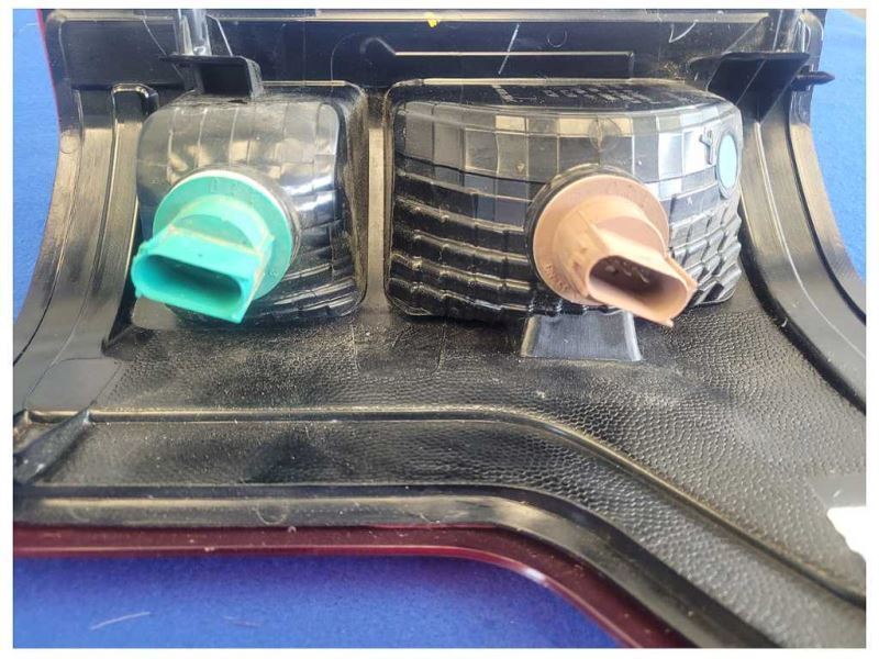 2015-2017 Ford F150 4x4 Pickup Truck Driver Left Rear Taillight Lamp Lens 2575 - The Parts Farm