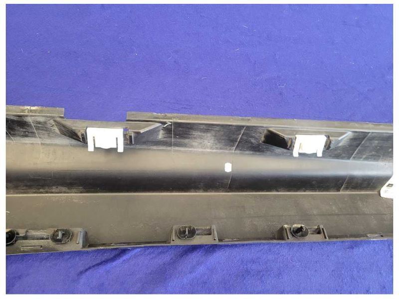 2014-2015 Chevrolet SS Sedan 6.2 Passenger Lower Rocker Panel Molding Black 2350 - The Parts Farm