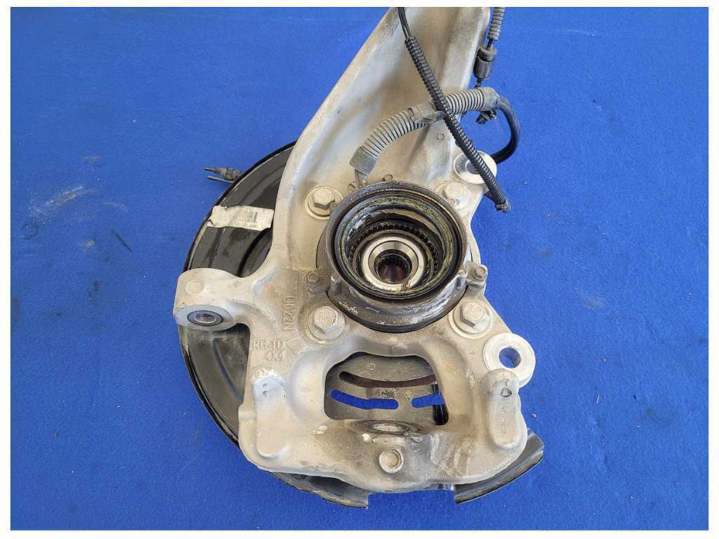 2015-2017 Ford F150 4x4 Pickup Truck Passenger Front Spindle Knuckle 2580 - The Parts Farm