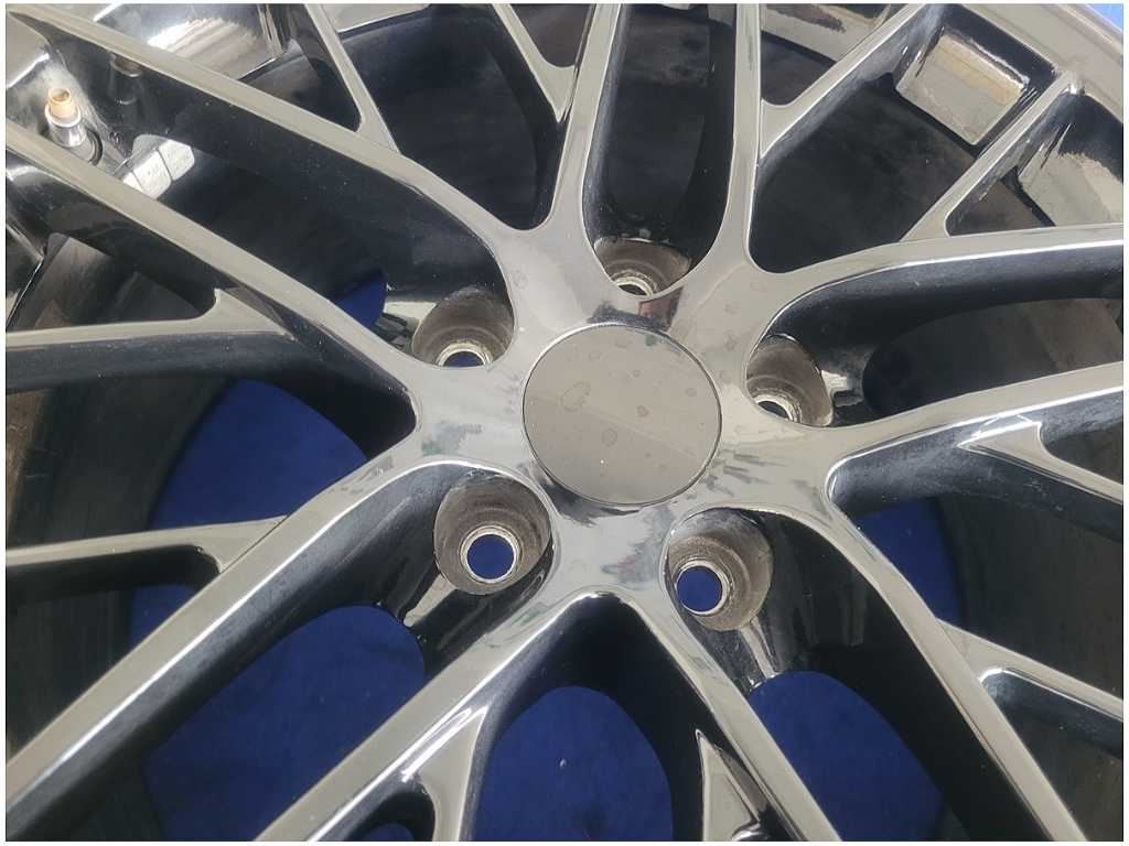 47647631