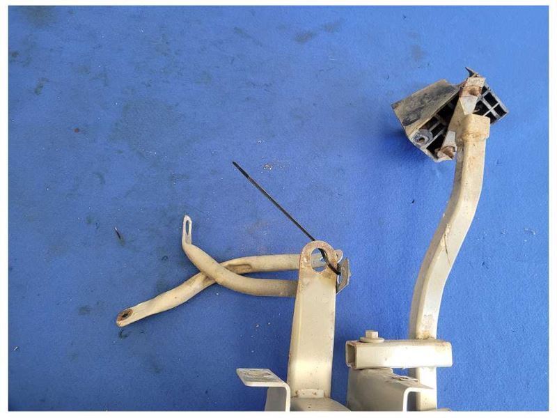 2003-2004 Ford Mustang Cobra SVT DOHC Rear Crash Bar Absorber 2573 - The Parts Farm